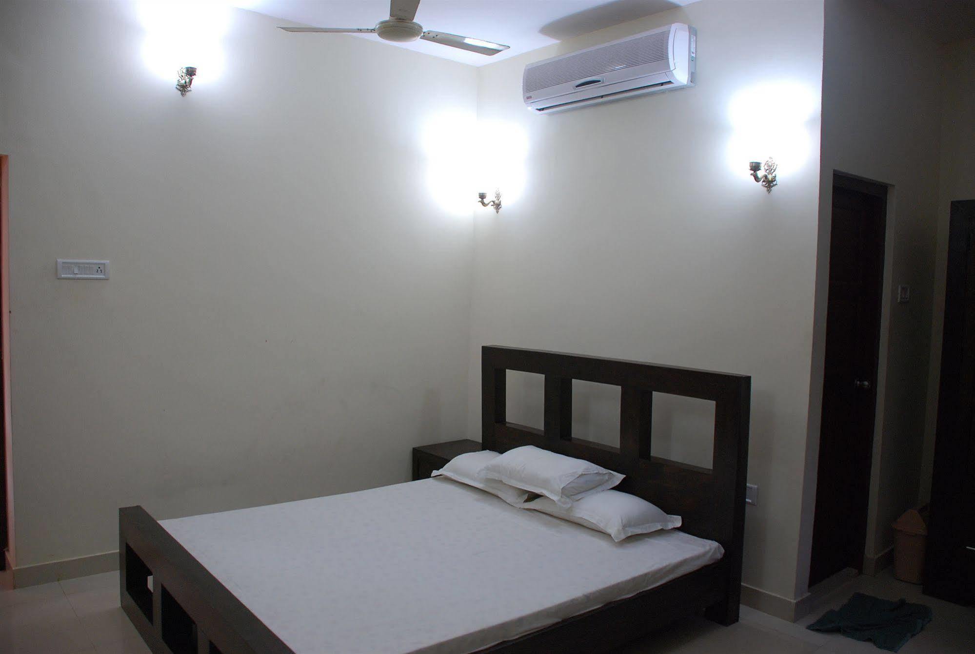 Oyo Home 63551 Pleasant Stay Near Fort Kochi Beach Eksteriør bilde